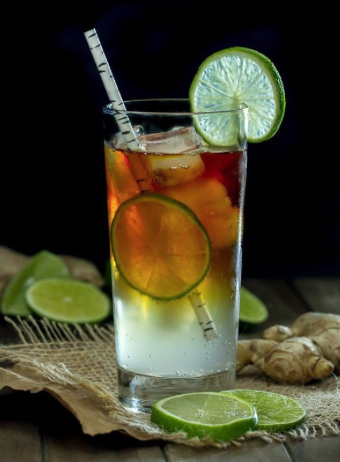 RebellionRum's tweet photo. Hating the January weather? Try a storm we can all enjoy; a Rebel &amp; Stormy. https://t.co/5UEQpY0a73