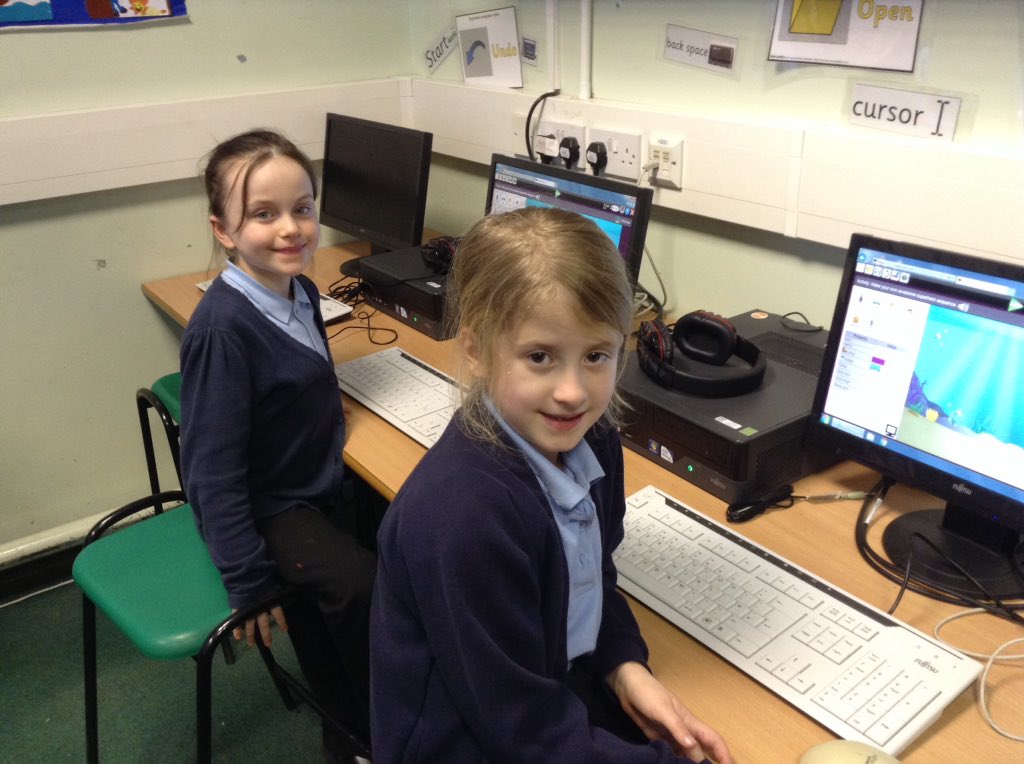 StwilfridsICT's tweet image. Girls can definitely code @St_Wilfrids_CE  #girlscancode #2code @purpleMash @missdowthwaite