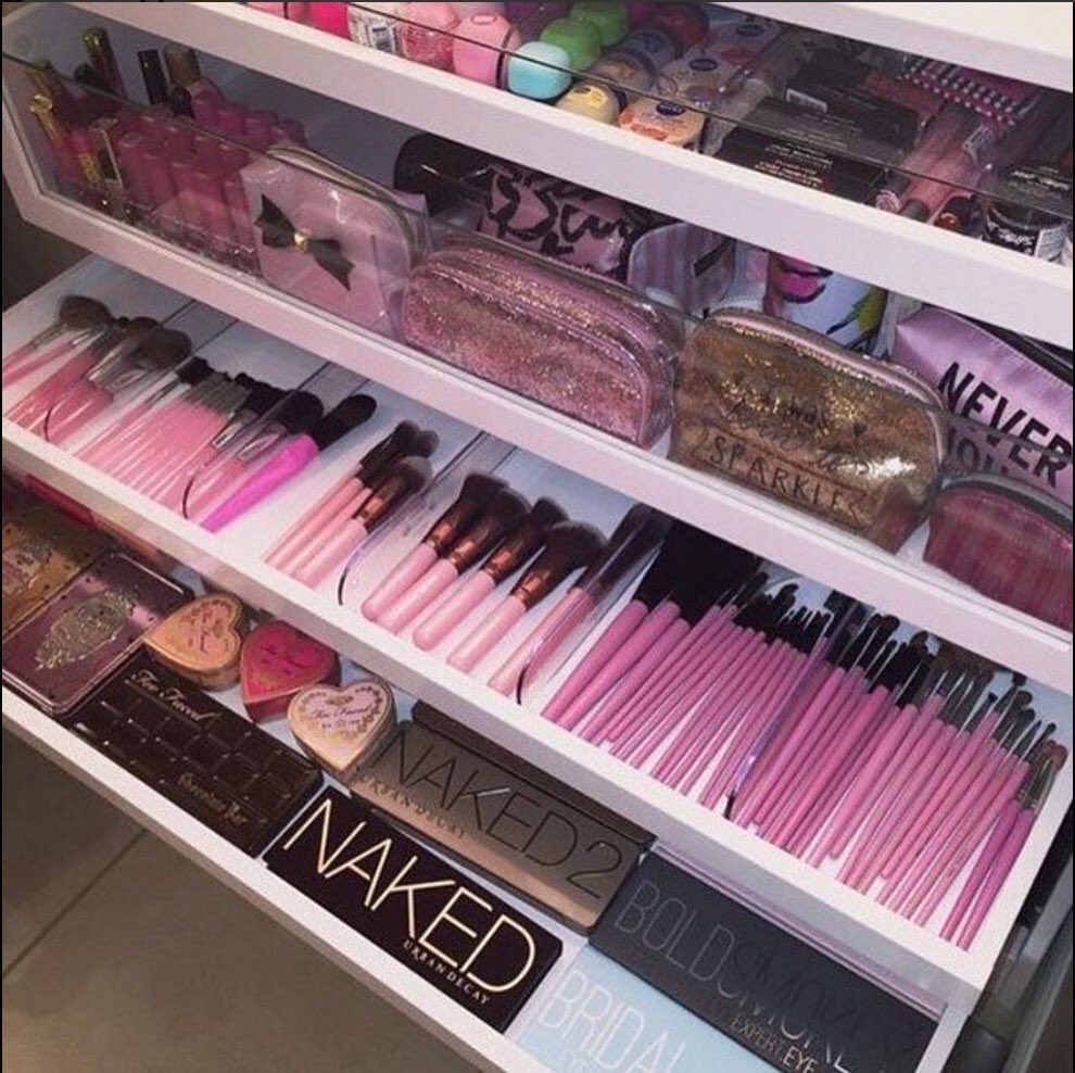 outfitsheaven's tweet image. 😍😍