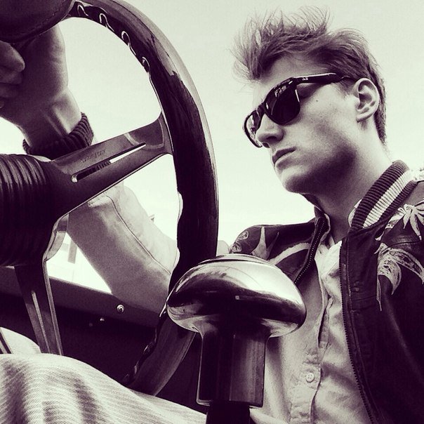 песня воробьева из конфетки