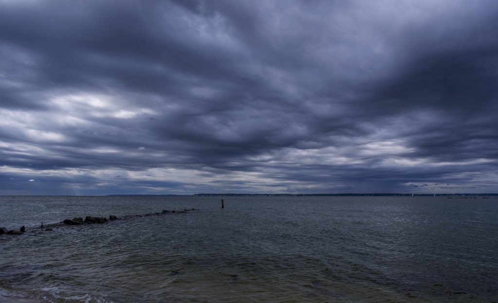 ashleyhallphoto's tweet photo. #windmillpoint #nnk #northernneck @yourtake @CBS6 @8NEWS @NBCRichmond @gonorthernneck @NorthernNeck @RapRecord https://t.co/KgplLfzXUR
