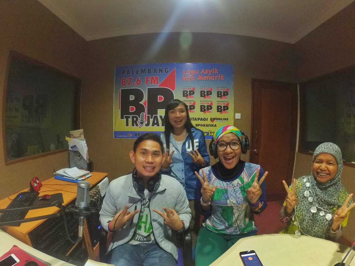 makasih @BPTRIJAYAPLG uda ngndang kita ngebhs traveling style,pengalaman slma backpacking + tlp interaktif <a href="/BPI_Solo/">Backpacker Solo</a>