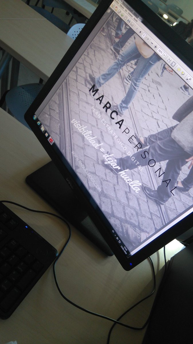 Raquelroca's tweet photo. Preparando clase sobre #marcapersonal para los alumnos del máster marketing digital del @IEDE_BS Impt ser #visibles https://t.co/0hmOEiQfjq
