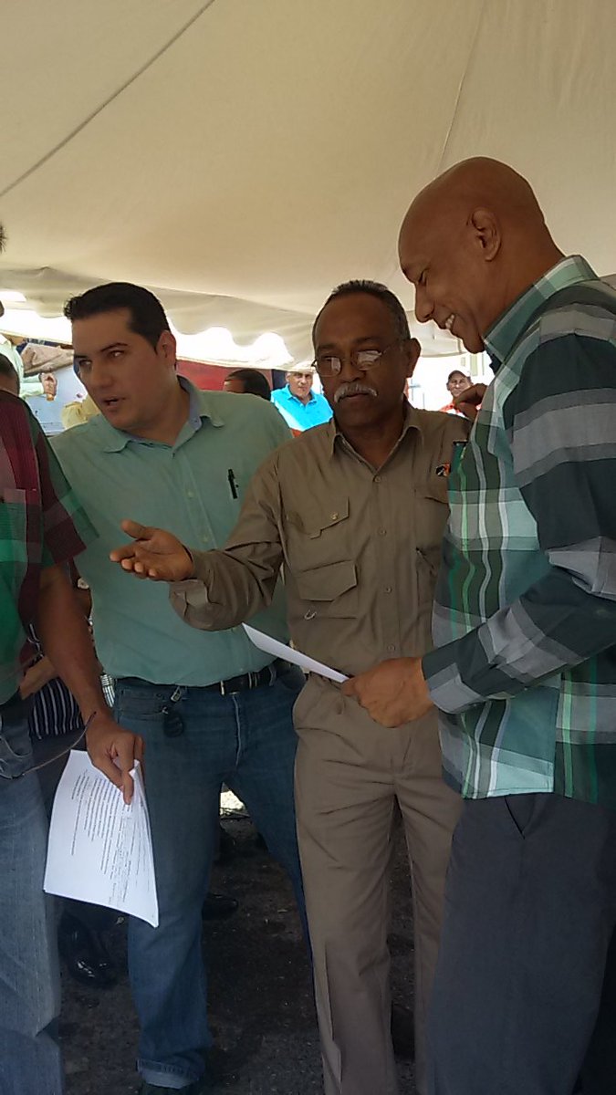 GuaricoCopei's tweet photo. Reconocimiento a los líderes de la unidad como @DouglasUnidad por su trabajo y dedicación en el municipio Roscio https://t.co/fWnu9N90t4