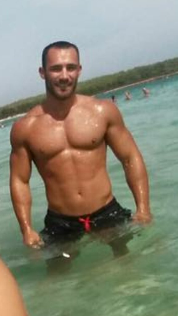bailongo89's tweet photo. #zapeando535 https://t.co/w6Tput9GZC