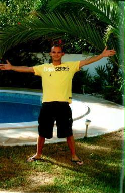 The family of the man killed in a crash on the A339 in Newbury has paid tribute to him bit.ly/1JOAtE4