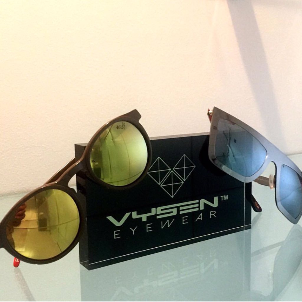 VysenEyewear's tweet photo. Hire the attitude and train the ability 👌 #Vysen #eyewear #love #sunglasses #lovewhatyoudo #woman #sun #world #life https://t.co/yCVbaH7emS