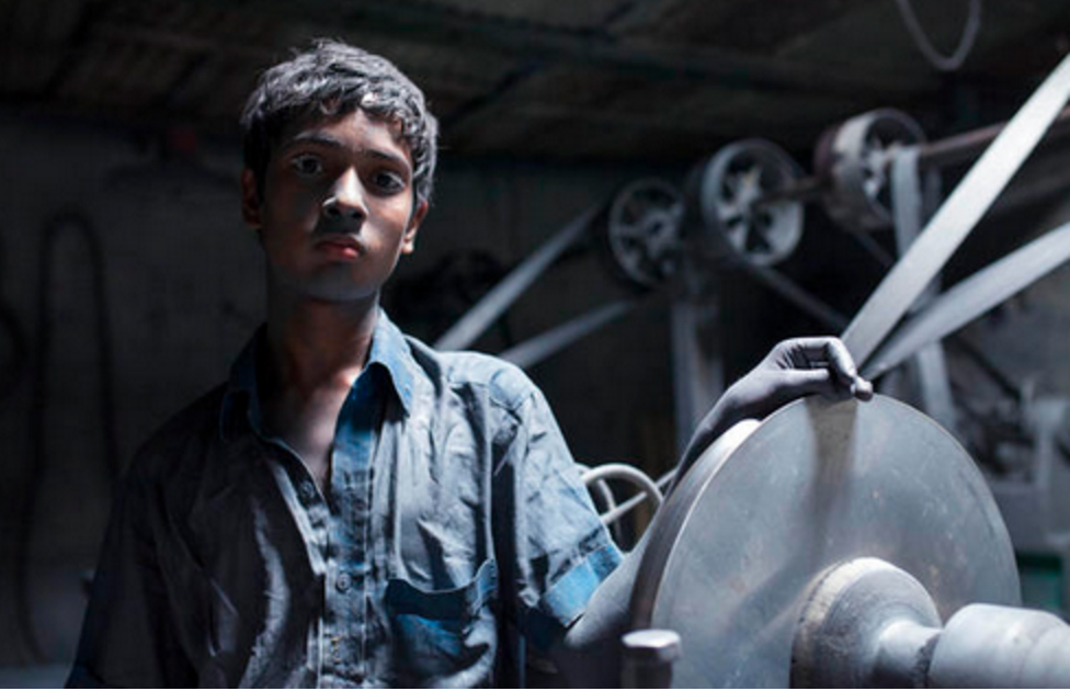 BarcroftUSA's tweet photo. Kids as young as 10 earn $5 a week working in this Bangladeshi aluminum factory: https://t.co/PMoSBKklgn https://t.co/YcVodST1mR