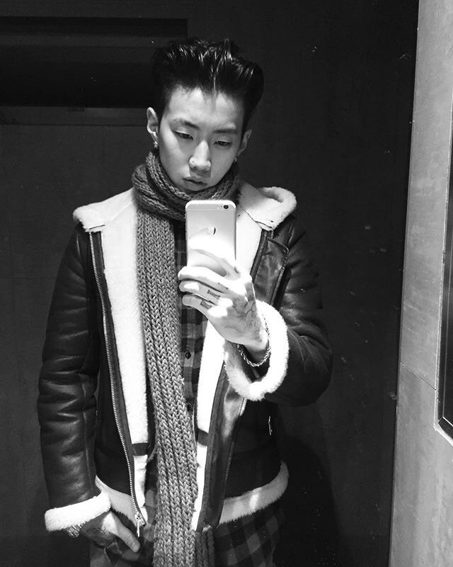 CYxbqgEWAAEa1F7.jpg:large