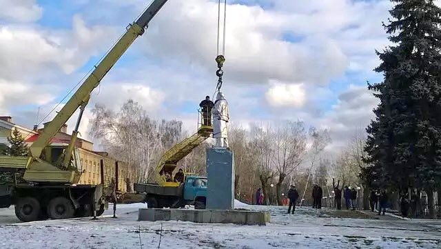 Прямая ссылка на встроенное изображение