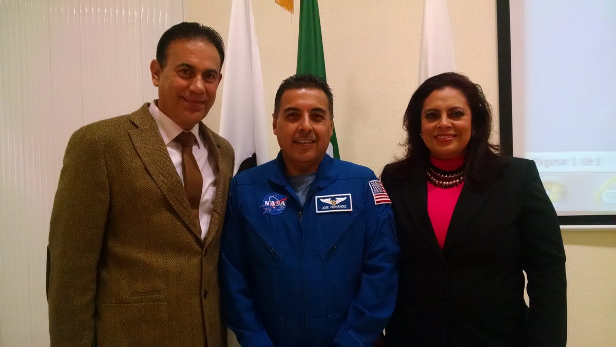UNIVA La Piedad, se engalana con la visita del Astronauta José Hernández