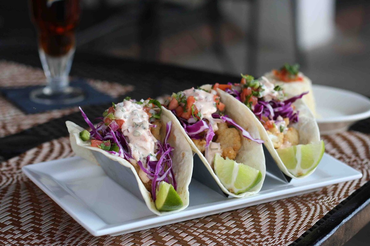 FLScle's tweet photo. It's Friday! So take your family to Tres Potrillos for tacos before the #cavs game! https://t.co/2n26MI6KBo https://t.co/g4pP1VDVvl