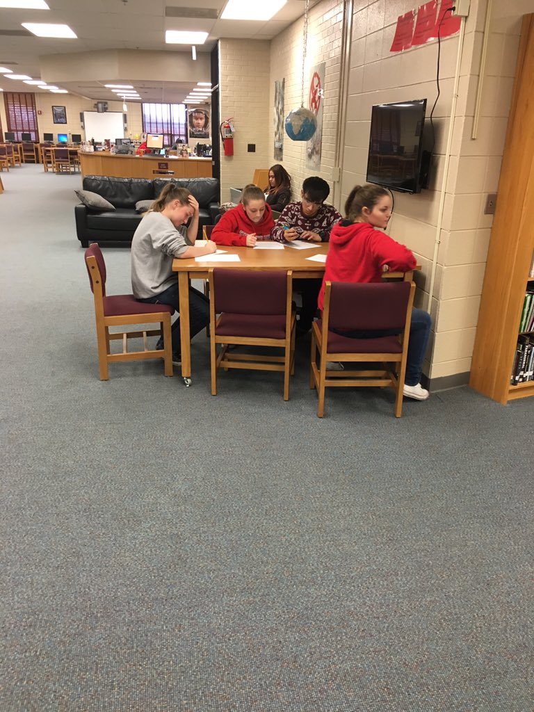 mrtdialscruggs's tweet image. #Eng2 publishing party hour 4. #fortrespect