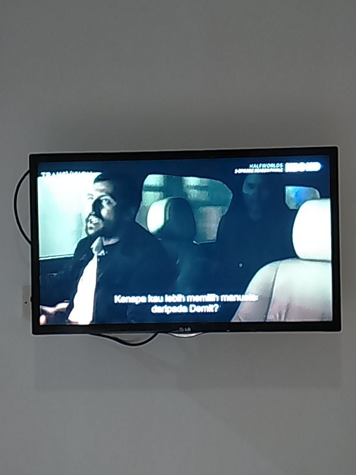 RizkyRizky81's tweet photo. Keren banget filmnya 👍😱 @HalfworldsID https://t.co/bMLr76jmH2