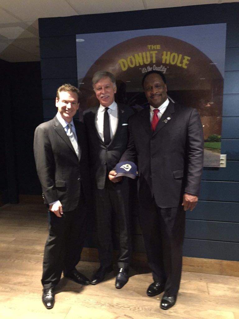 FredRoggin's tweet image. Some guy with #Rams owner Stan Kroenke and #Inglewood Mayor James T. Butts
