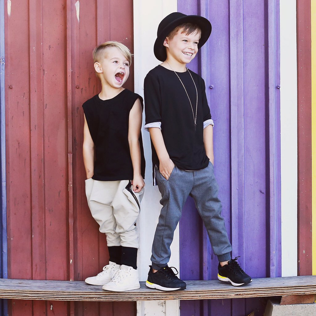 fly_little_guy's tweet photo. On the blog today @AmyMacMaster is discussing the awesome Age to Come Apparel brand. 👉https://t.co/PBa7JuzapH https://t.co/kx7KjfG7te