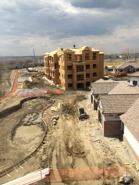 TheLandingKC's tweet image. #FBF of our 78000 gal pool in Spring 14' #IfinityEdge #ZeroEntry #GoBigOrGoHome #OpenSpringthruFall #TheLandingKC