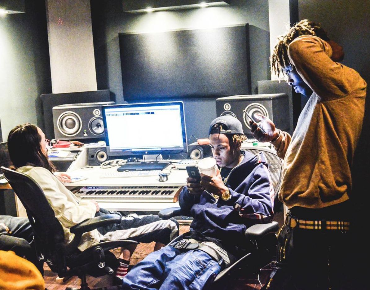 🆕🆕🆕🆕🏋🏽 @LILUZIVERT @IAmRichTheKid #dimmakstudio https://t.co/pPG625f4Rl