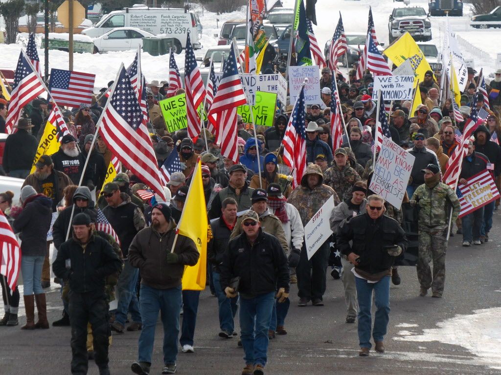 20cPod's tweet photo. 41: Vanilla ISIS

Extinção do papel moeda e protestos no Oregon.

https://t.co/yqyK8e4JiS https://t.co/4Fkyju3OQ0
