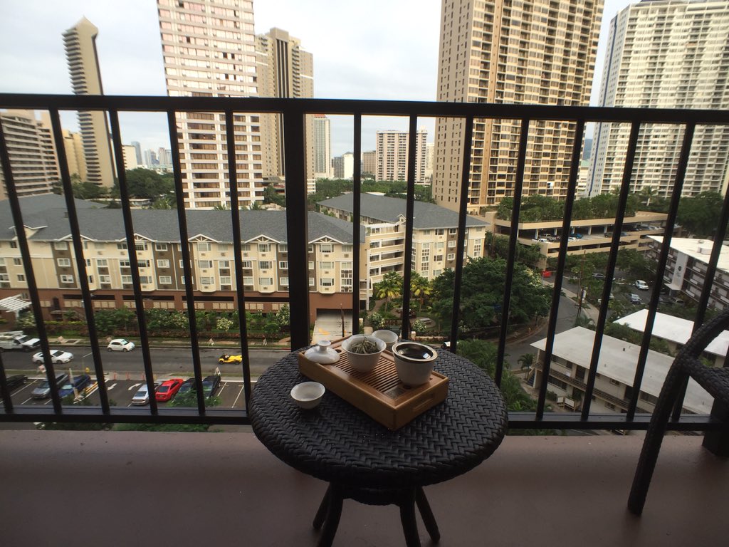 ilyabelikin's tweet image. About time to make proper tea. Going on stage in 2 hours. #TeaTableProject #StartupsParadise #EMW16 #MCAP