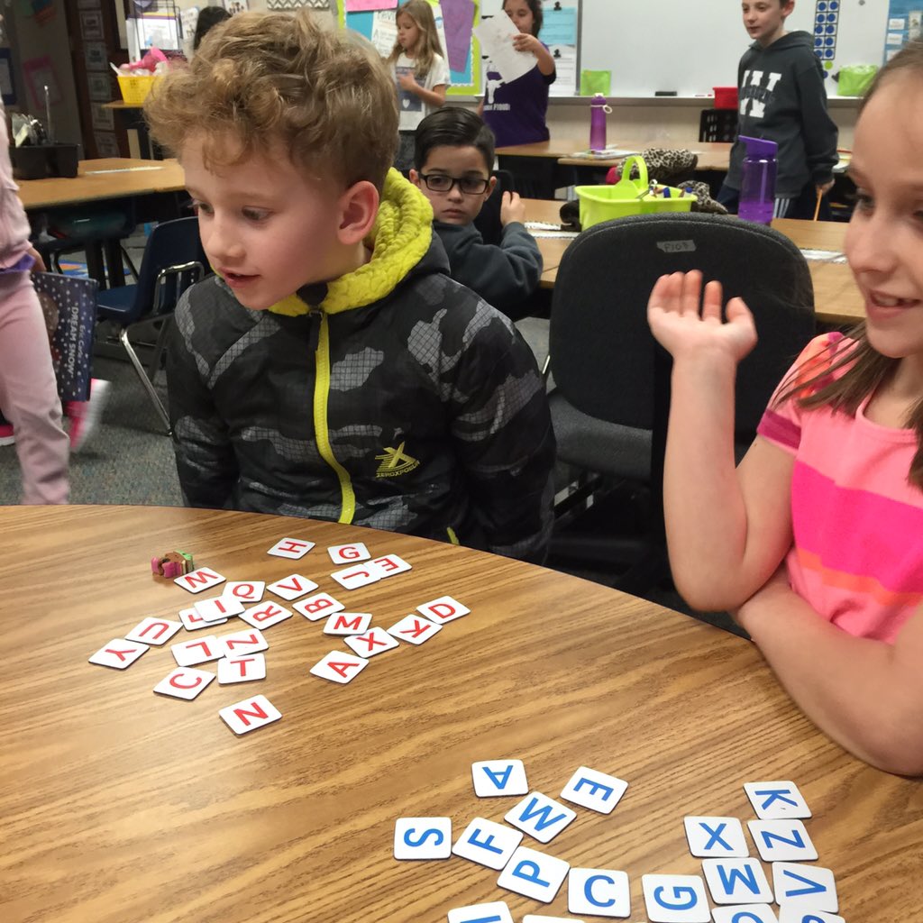 Jhughey7's tweet photo. Celebrating!! #osmofun #wordwork #daily5 #Wilmeth #Wilmeth1stGrade https://t.co/Ou8voMe2dW