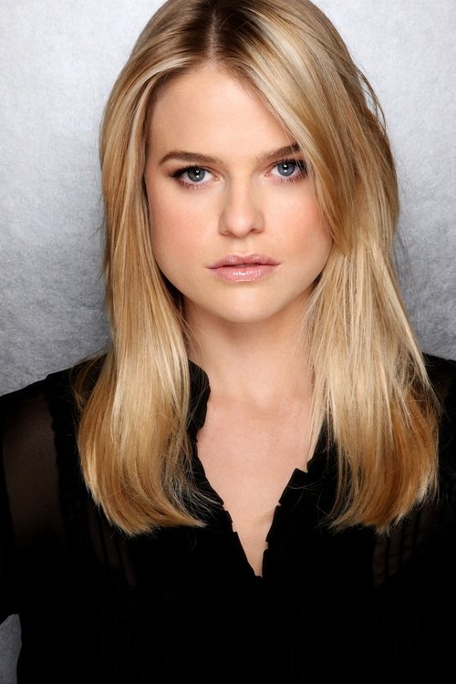 osbridgertons's tweet photo. Alice Eve as Sophia Beckett https://t.co/KxUNLgpaac