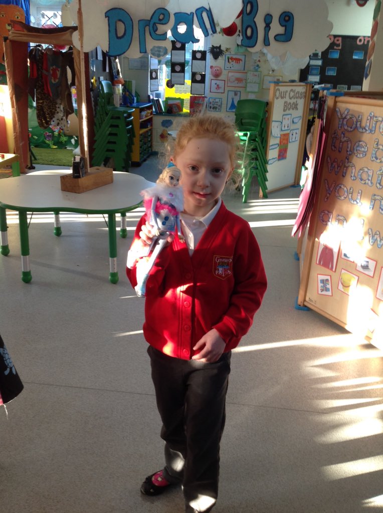 Miss Jones tweet media