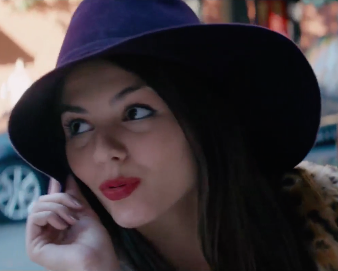 Channel your inner Naomi for #NationalHatDay! #NoKissList <a href="/VictoriaJustice/">Victoria Justice</a>