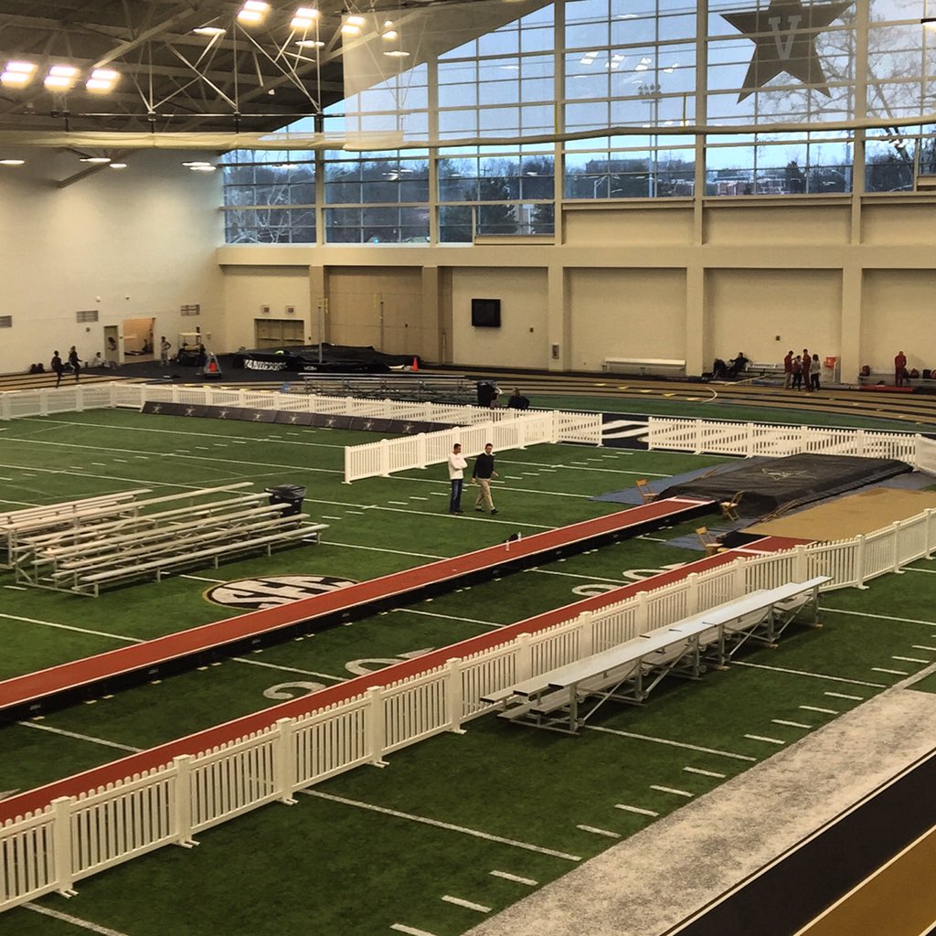 fasttrackrealty's tweet photo. 2 elevated jump runways...come compete here anytime CT! @Taylored2jump #triplejumpstud #amazingperson #vandytrack https://t.co/R0fOtNZrFS