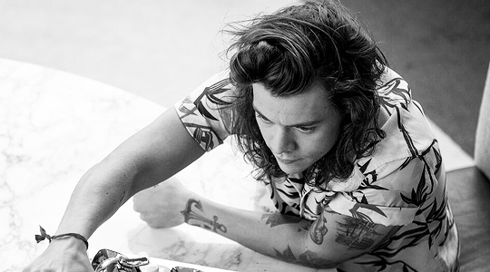 harryphotoss tweet picture