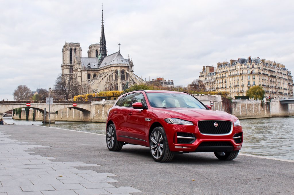 Envie de gagner la Jaguar F-PACE ? Soutenez-la en votant sur : bit.ly/1leOO1I # JeVoteFPACE