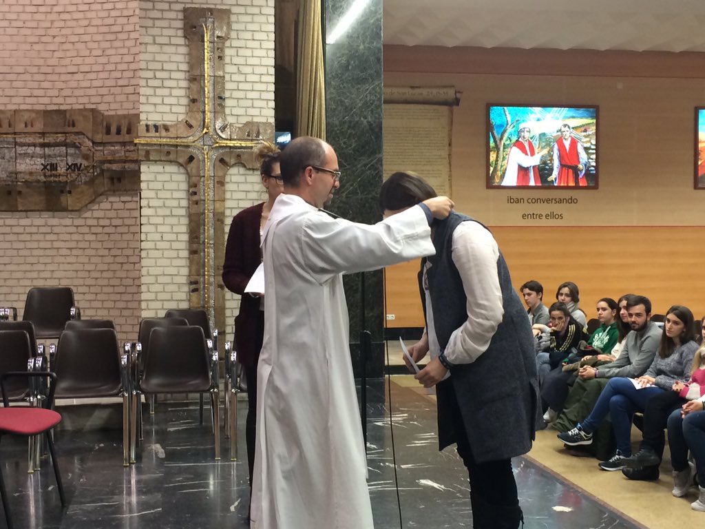 cjatocha's tweet photo. Hoy hemos celebrado el envío de @GwennDour por parte de @salesianosatoch a su experiencia misionera. https://t.co/v6svi7qjD6