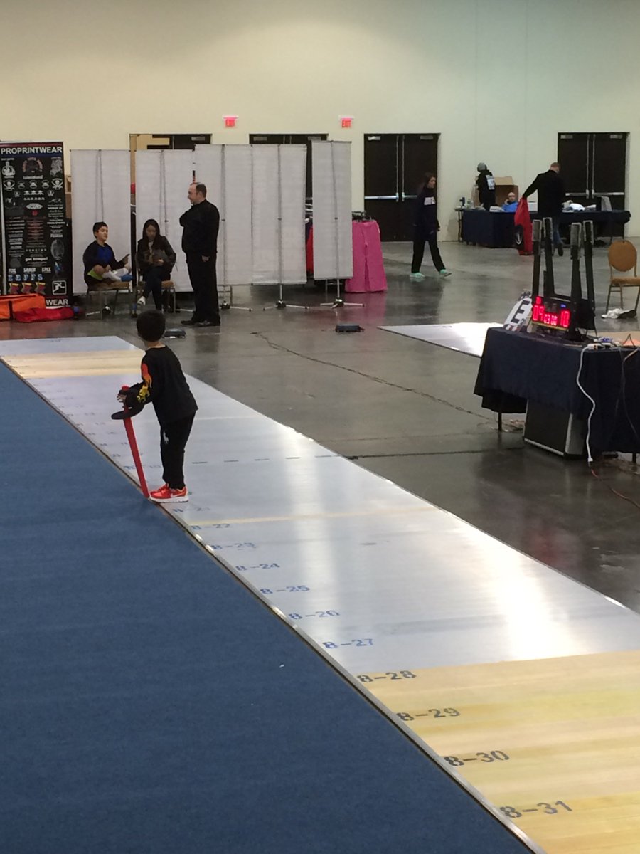 capclash's tweet photo. Spotted on an empty strip: a potential future fencer? https://t.co/ELdCV3EoIC