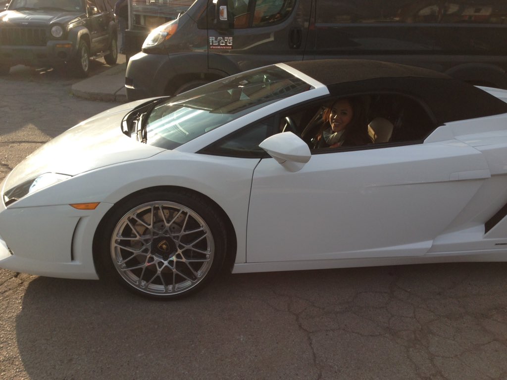 GlobalEnzo's tweet photo. i​ think @KrisReyes #Won #ThePowerBall #Lamborghini #LotteryWinner https://t.co/mOXDvMXQ90