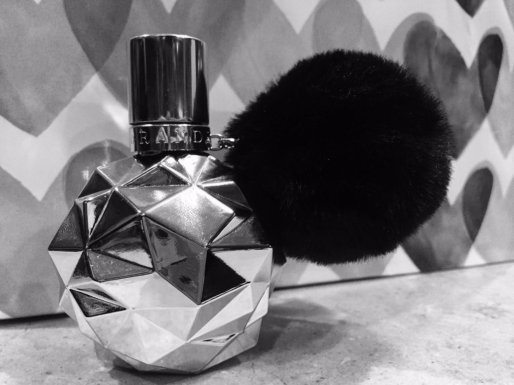 #frankiebyarianagrande #limitededition 💜
#Frankie & #Ari are non gender exclusive fragrances meant 2 be worn by all!