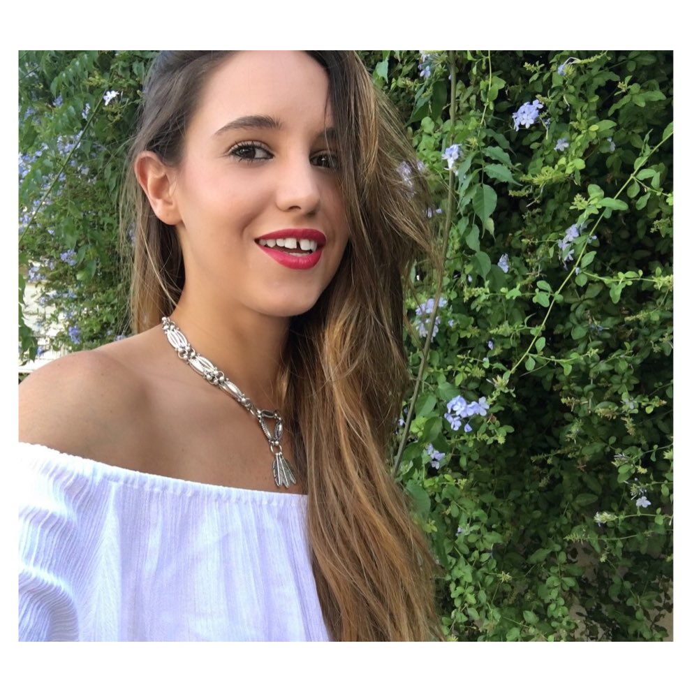 Telodijenena's tweet photo. Todavía tenes tiempo para anotarte en el concurso #PeloPantene d @PanteneArg vos también podes ser una #ChicaPantene https://t.co/Zr10DnoN2w