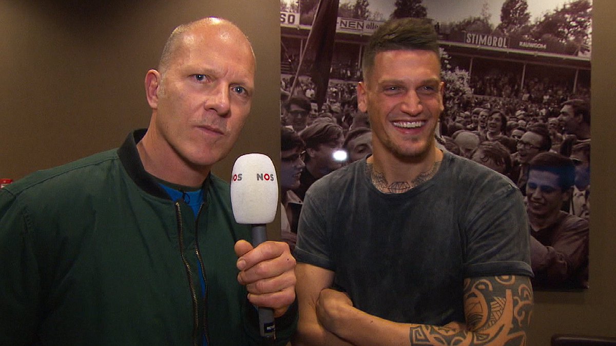 Het debuut van <a href="/maximhartman/">Maxim Hartman</a> bij Eredivisie op Vrijdag. Hele interview met Vito Wormgoor: nos.nl/l/2080765