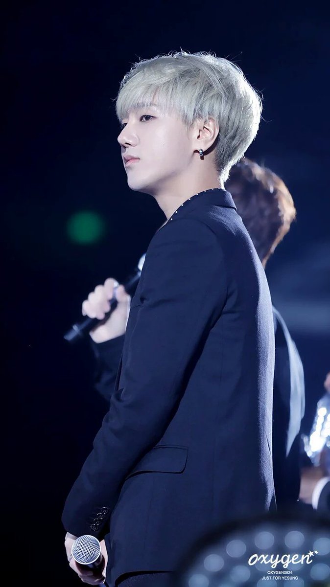 SUPER JUNIOR E.L.F tweet media