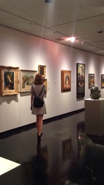 chillmoodboards's tweet image. somebody who values the infinite interpretations of art and spends a lot of their time in art museums