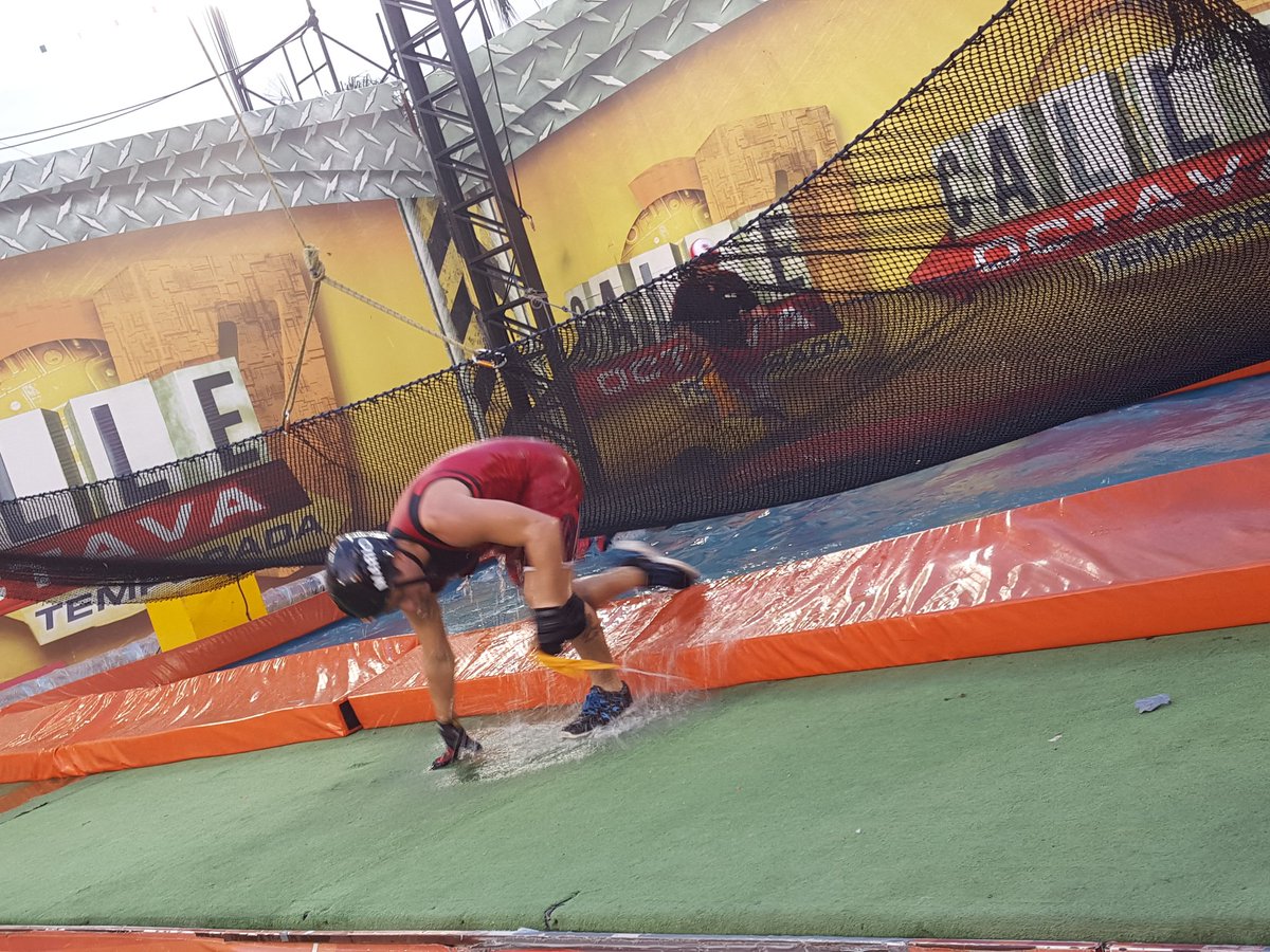 TCdeportesEC's tweet photo. ¿Qué sucede @Mario_VelezA? ¿Dónde está ese guerrero que nos pone de pie?

#LaÚltimaEliminación está BUENA. https://t.co/oufwStcssS