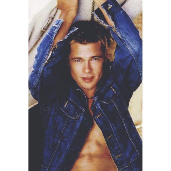 LeeJeansAR's tweet photo. Brad Pitt & Lee ❤️
#DenimExperts 😉 https://t.co/g4rO9cpsP9