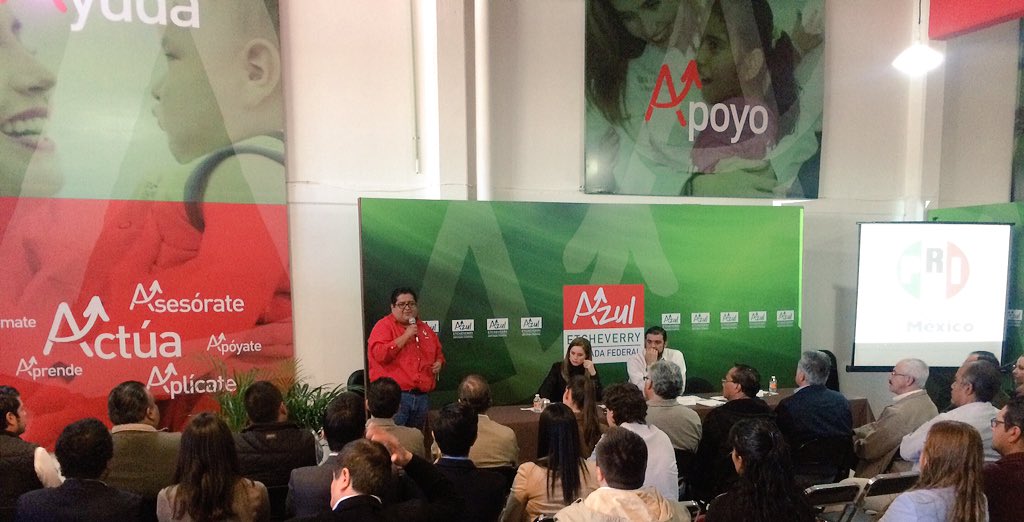 PRImxLEON15's tweet photo. Plática de concientización con @GerardoGarcia_7  ,el Delegado @AntonioLugoPV ,@PepePedroza y @Azuletcheverry 👏🏻👏🏻👏🏻 https://t.co/N3zpYqVWcw