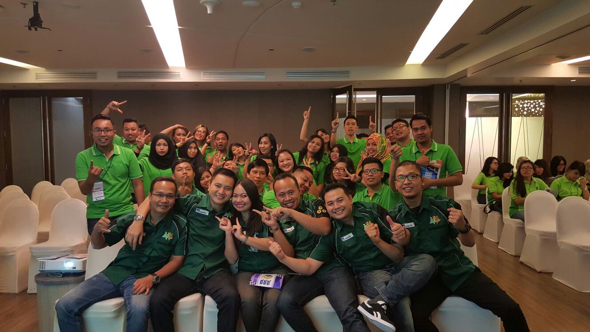 IchaSasae's tweet photo. #proudofaxamandiri #ibb2016 #Regional11BISA @joshuarudi @tisyediah @doddyhas https://t.co/r7V8LB65kP