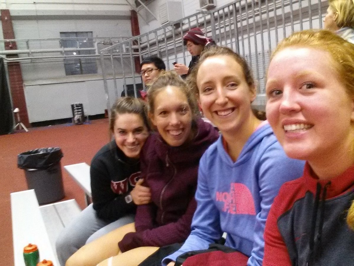 jordan_rower's tweet photo. @Cougar_Rowing supporting tennis @WSUCougarCup!! https://t.co/Ok36bd8x4g