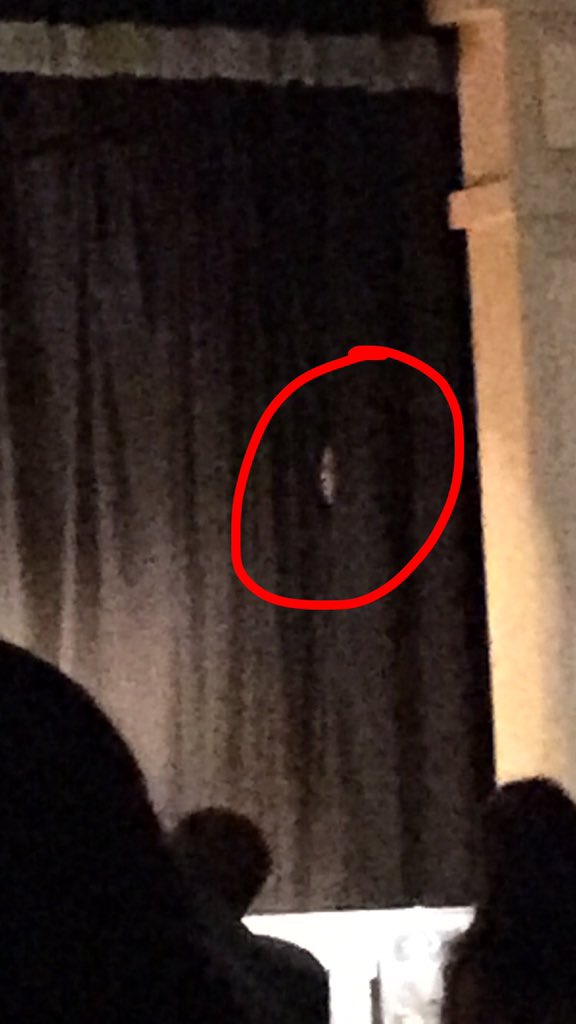 GuyWonder's tweet photo. #mrrhs2016 when you think you slick https://t.co/1cVkh7dlh4