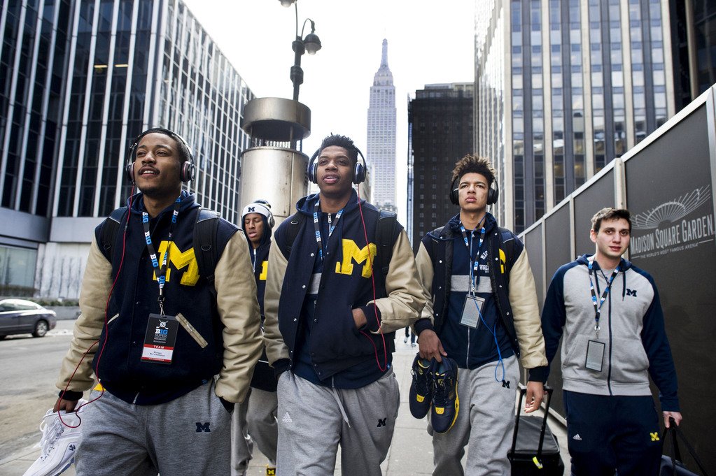 PlayersTribune's tweet photo. Coach Beilein and crew on their way over to @TheGarden to take on Penn State. @umichbball #OurMichigan https://t.co/h9ER0if05D