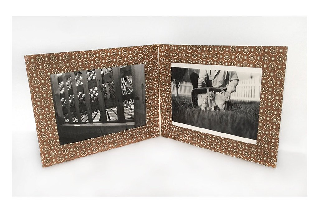 TrinityStPress's tweet image. New item: Japanese paper 4x6" double picture frame by TrinityStreetPress (35.00 CAD)
