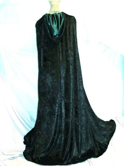 ssfdesigns's tweet photo. Cape black, victorian cape, steampunk cape. long cape, cosplay ca… https://t.co/7bcQL7Q4zc #vintagedress #Ssfdesigns https://t.co/O5zIWGFR0N