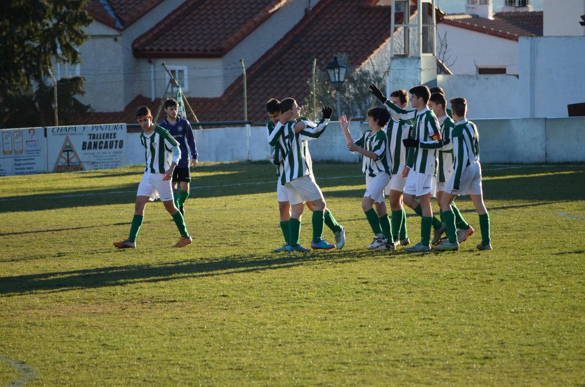 Hoy es dia de DERBI contra El Tiemblo en el campo “El Mancho-Ángel Sastre” NECESITAMOS TU APOYO #VamosCebre