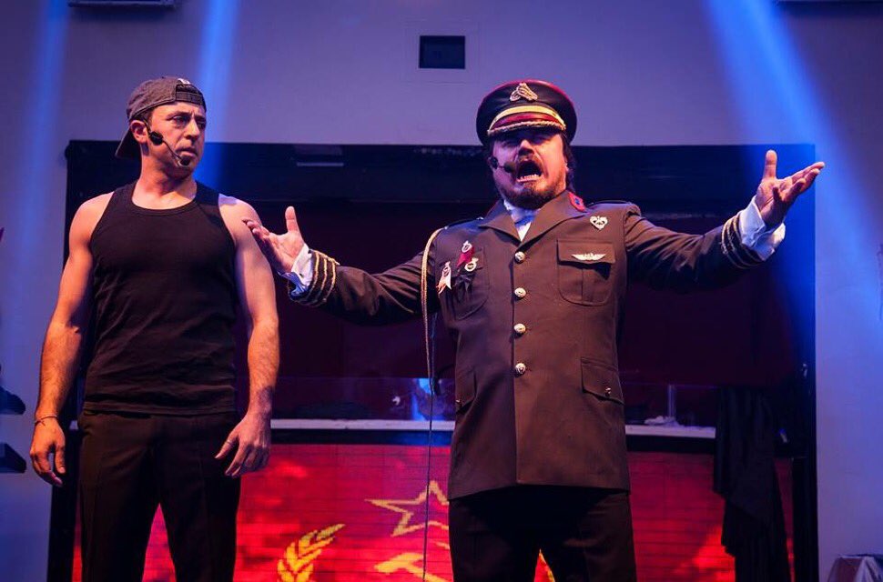 İki yakın arkadaşın keyifli müzikal düellosuna bekleniyorsunuz. Her pazartesi @MasqueradeClub'ta. #twotenors